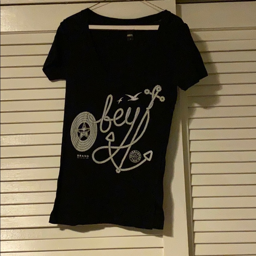 Obey shirt